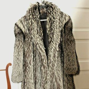 Beautiful Silver Fox Fur Stroller Coat